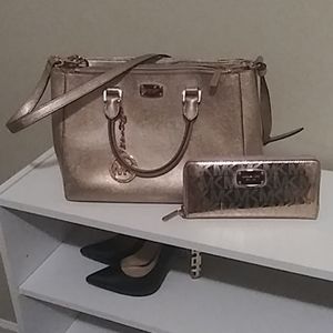 Michael Kors Rose Gold Purse and wallet set